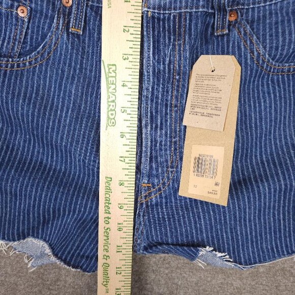 NWT Levi's 501 Striped Denim Button Fly Shorts Size 32 Waist - Picture 8 of 14